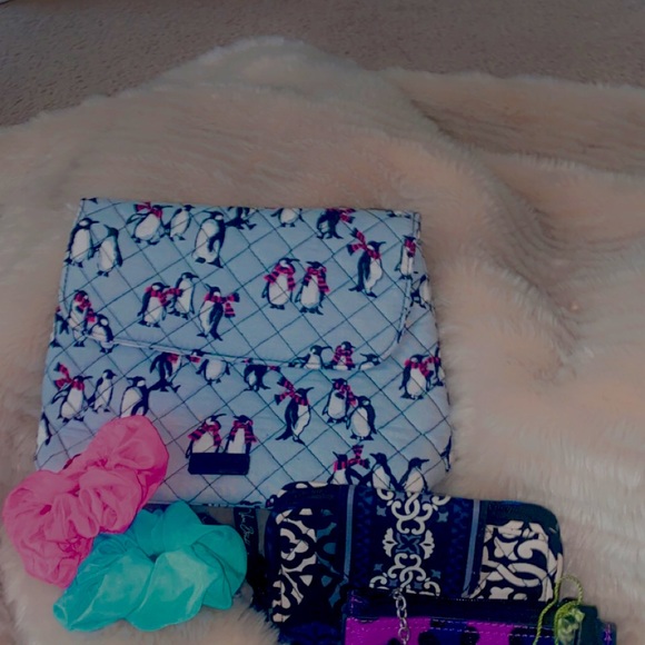 Vera Bradley Bundle - Picture 2 of 6